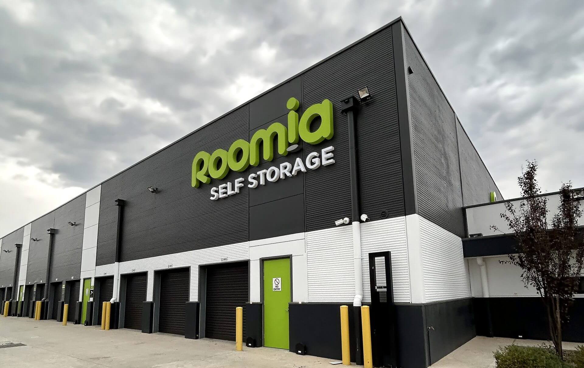 Completed Roomia Self Storage commercial exterior painting by Crown Finish Painters Melbourne